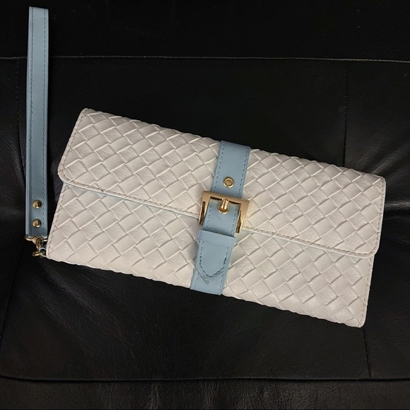 🥂 White is an Amazing Color 🥂 - Picture 12 of 13